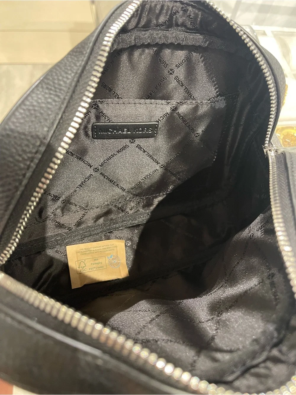 Michael Kors Jet Set Travel Larg Logo Debossed EW Camera Crossbody Bag Black NWT